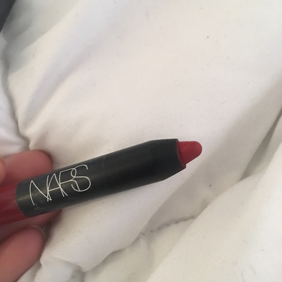 NARS lip crayon - Picture 2 of 4